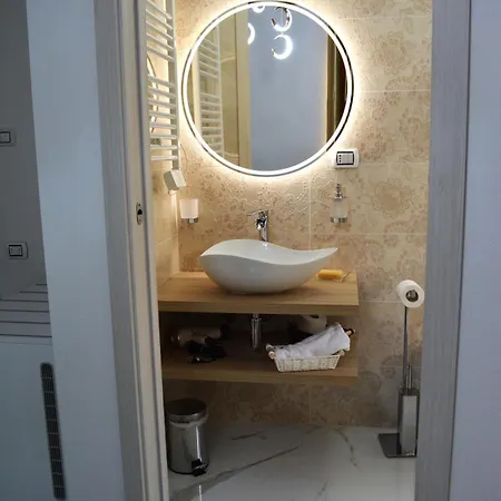 Colored Moon Penzion Verona