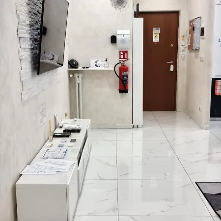 Colored Moon * Verona