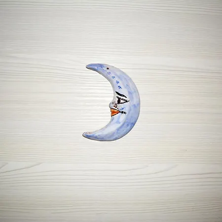 Colored Moon Konukevi *