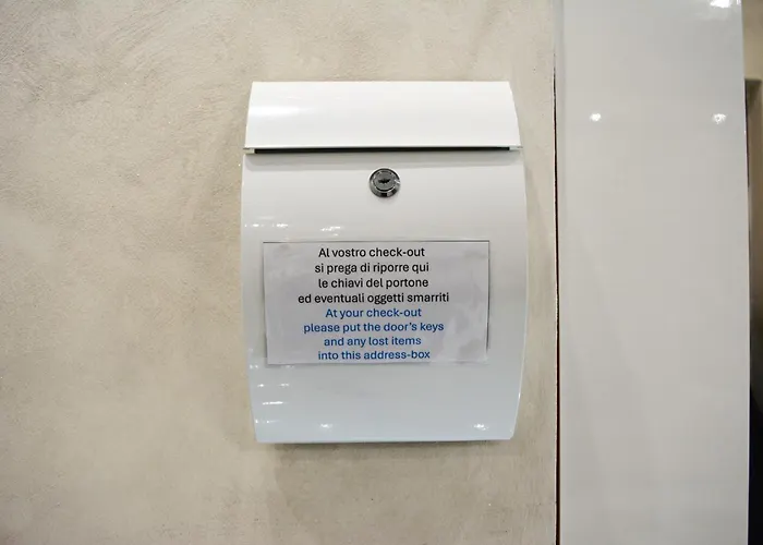 Colored Moon * ורונה