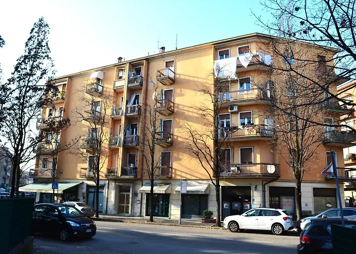 Colored Moon Gasthof *