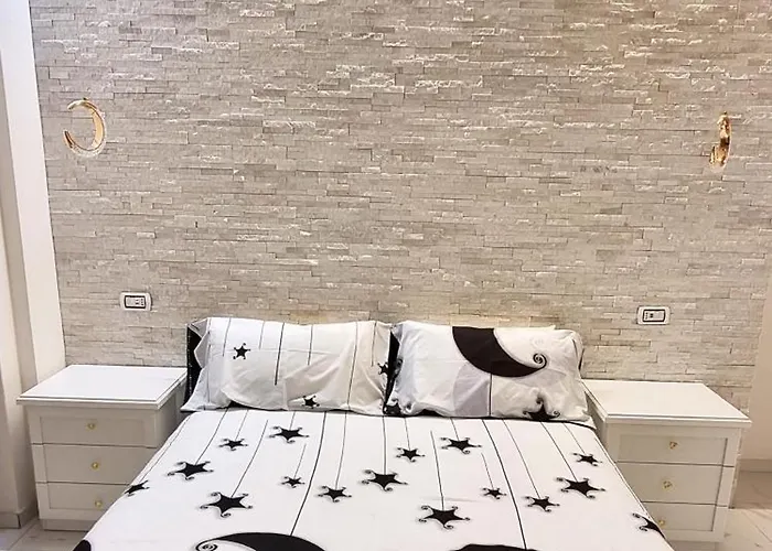 Colored Moon Gasthof *