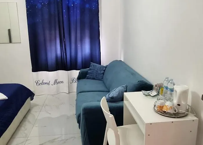 Colored Moon Gasthof