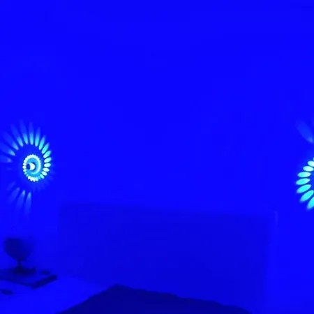 Gæstehus Colored Moon