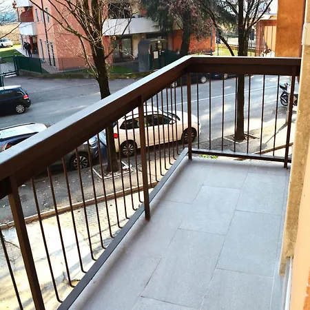 Colored Moon Gæstehus Verona